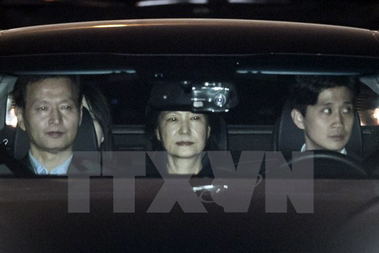 Cựu Tổng thống Hàn Quốc Park Geun-hye bị bắt giữ, đối mặt 13 cáo buộc