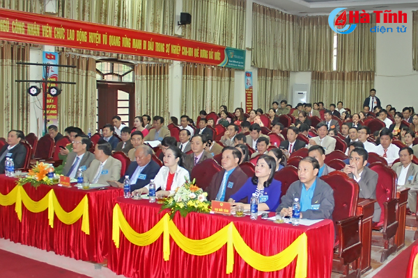 Đoàn viên công đoàn Vũ Quang tham gia 15.800 ngày công xây dựng NTM