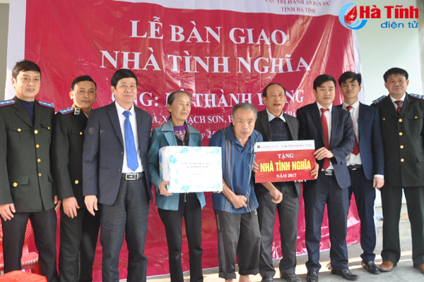 Agribank Hà Tĩnh xây nhà tình nghĩa cho gia đình đặc biệt khó khăn