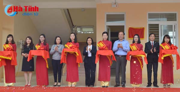 Agribank Hà Tĩnh bàn giao 4 công trình trường học an sinh xã hội