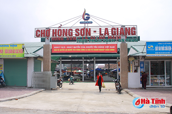 Chợ Hồng Sơn – La Giang kết nối đầu ra nông sản sạch