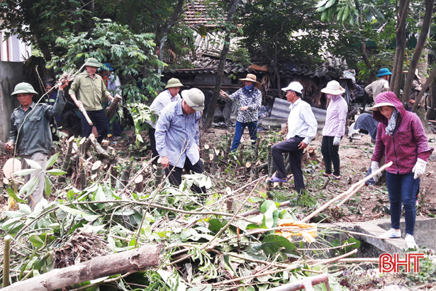 600 cán bộ huyện Lộc Hà tham gia “Ngày thứ 7 nông thôn mới”