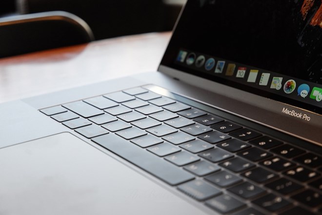 MacBook Pro mới có thể sẽ có thiết kế vỏ sò và bản lề linh hoạt