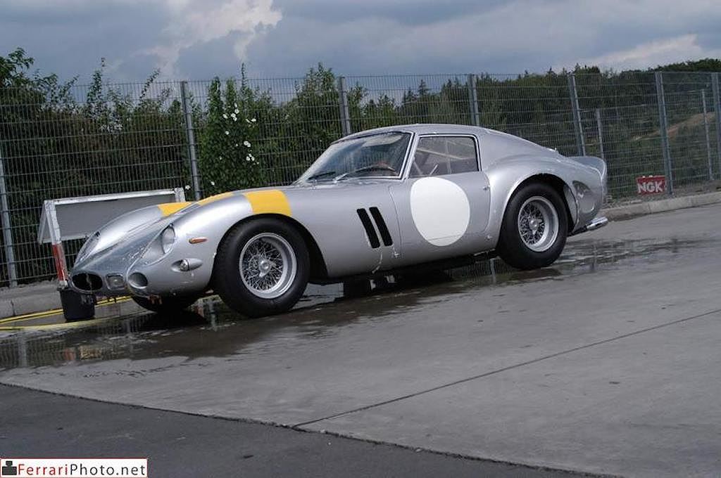 Sốc với Ferrari 250 GTO đắt nhất Thế giới có giá 1.587 tỷ<time></time>
