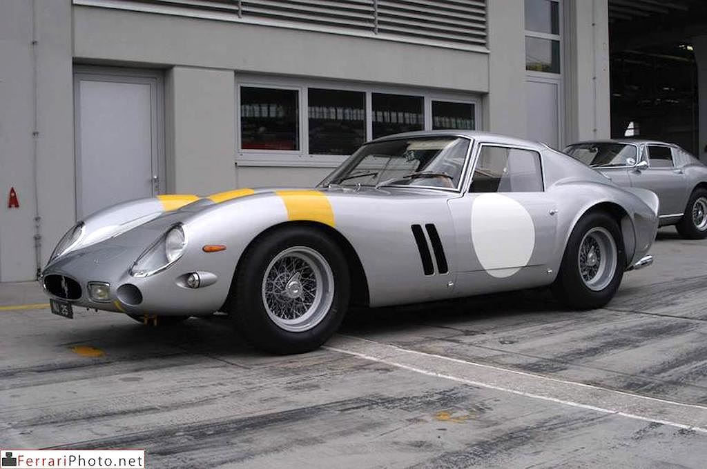 Sốc với Ferrari 250 GTO đắt nhất Thế giới có giá 1.587 tỷ<time></time>
