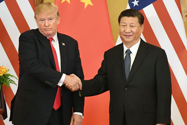 Trump phê duyệt kế hoạch áp thuế 50 tỷ USD lên Trung Quốc