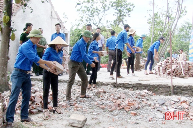 Viettel Hà Tĩnh xây nhà tình nghĩa cho cựu thanh niên xung phong