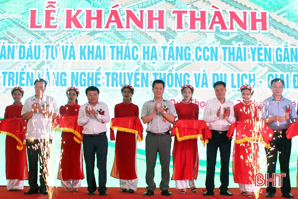 Khánh thành Dự án hạ tầng cụm công nghiệp Thái Yên