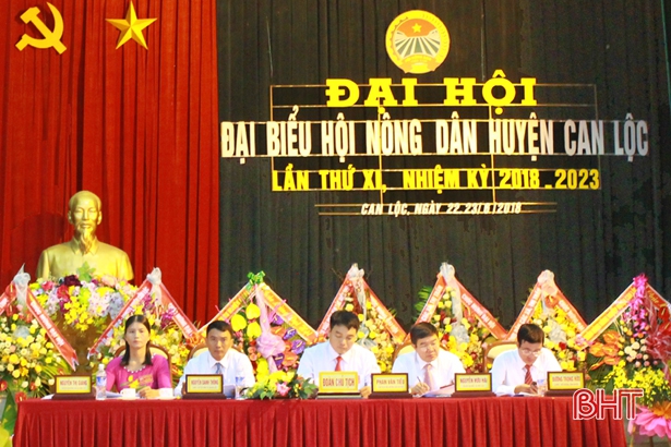 Hội viên nông dân Can Lộc hiến 422.489 mét vuông đất xây dựng NTM
