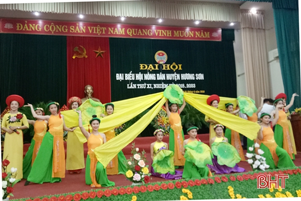 Sáng 21/6, Hội Nông dân huyện Hương Sơn tổ chức Đại hội Đại biểu nhiệm kỳ 2018-2023 với sự tham dự của 185 đại biểu đại diện cho gần 24.500 hội viên nông dân trong toàn huyện.
