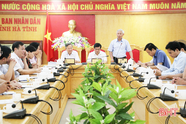 Hà Tĩnh chia sẻ kinh nghiệm xây dựng NTM với cán bộ tỉnh Nam Định