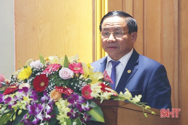 Thủ tướng Nguyễn Xuân Phúc: “Hà Tĩnh đã xây dựng vị thế mới trong bản đồ kinh tế Việt Nam”