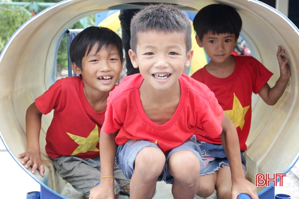 Formosa Hà Tĩnh hỗ trợ xây dựng khu vui chơi cho trẻ em