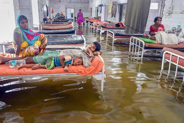 Ấn Độ: 900 người thiệt mạng do mưa lớn