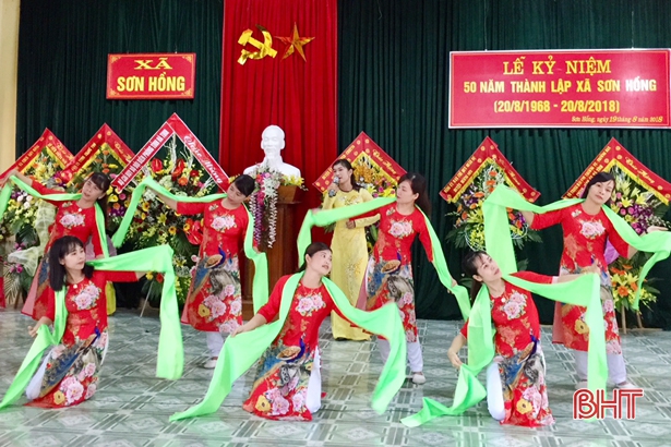 Xã biên giới Sơn Hồng kỷ niệm 50 năm thành lập