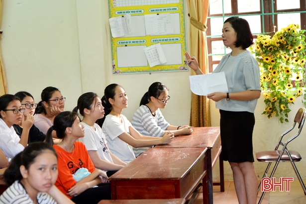 330.000 giáo viên, học sinh Hà Tĩnh bước vào ngày tựu trường