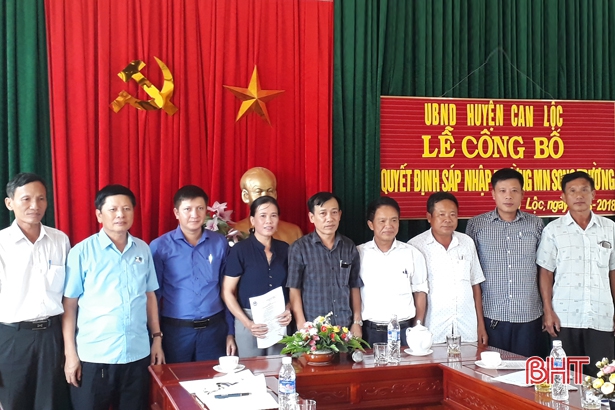 Can Lộc công bố quyết định sáp nhập 8 trường học còn 4