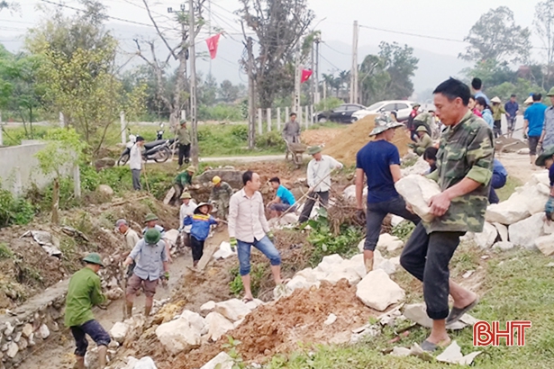Người dân Ngọc Sơn tích cực tham gia xây dựng cơ sở hạ tầng NTM