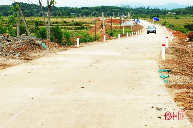 Gần 224 tỷ đồng xây cầu dân sinh và đường địa phương ở Hà Tĩnh