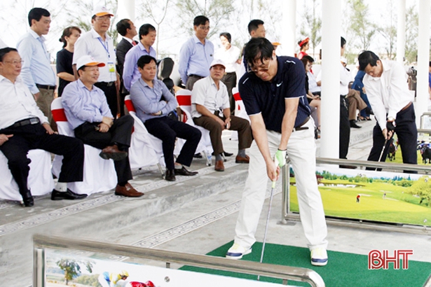Đề nghị Bộ KH&ĐT bổ sung quy hoạch đầu tư 2 sân golf ở Hà Tĩnh
