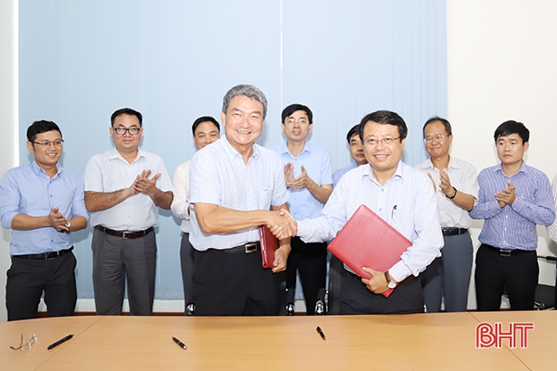 Hà Tĩnh - Top Pro Steel ký ghi nhớ đầu tư nhà máy sản xuất sản phẩm sau thép tại Vũng Áng