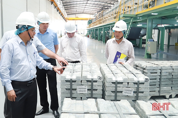 Hà Tĩnh - Top Pro Steel ký ghi nhớ đầu tư nhà máy sản xuất sản phẩm sau thép tại Vũng Áng