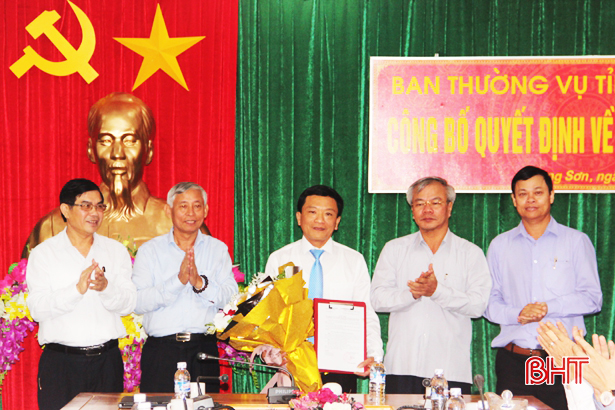 Bí thư Đảng ủy Khối Doanh nghiệp Hà Tĩnh giữ chức Bí thư Huyện ủy Hương Sơn