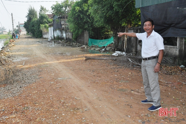Trưởng thôn gương mẫu, xóm đạo ven đô Hà Tĩnh hiến gần 5.000 m<sup>2</sup> đất