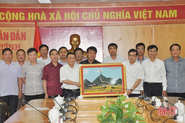 Kết quả xây dựng NTM của Hà Tĩnh là kinh nghiệm để Hà Giang học tập