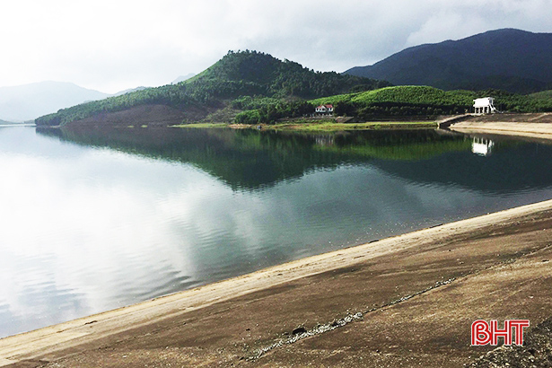 Mực nước hồ chứa tại Hà Tĩnh đạt thấp, đe dọa sản xuất năm 2019