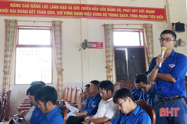 Can Lộc tổ chức đối thoại với các mô hinh kinh tế thanh niên