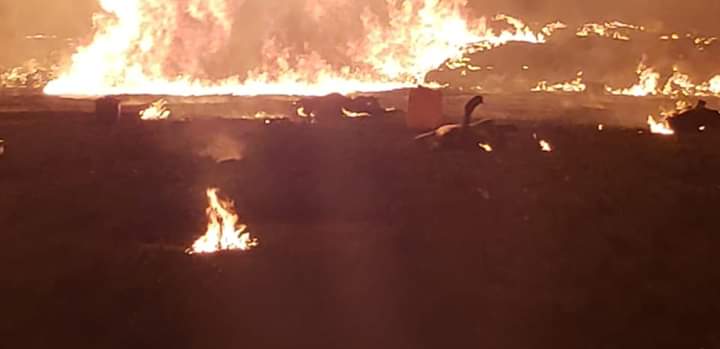Hiện trường lửa cháy ngùn ngụt, người bị cháy đen do nổ đường ống ở Mexico