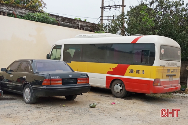Hà Tĩnh khởi tố vợ chồng xe buýt nhái” hành hung hành khách