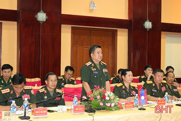 Quân khu 4 và các tỉnh Trung Lào ký kết hợp tác năm 2019
