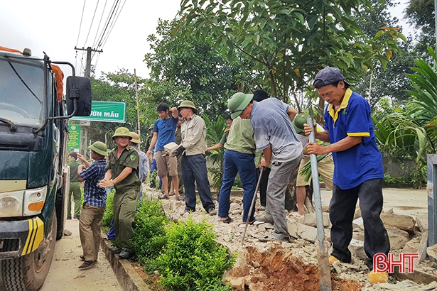 Nông dân Hà Tĩnh góp hơn 9 tỷ đồng xây dựng nông thôn mới