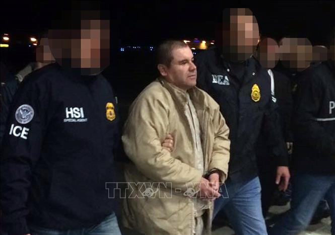 Thế giới ngày qua: Trùm ma túy El Chapo bị phạt tù chung thân