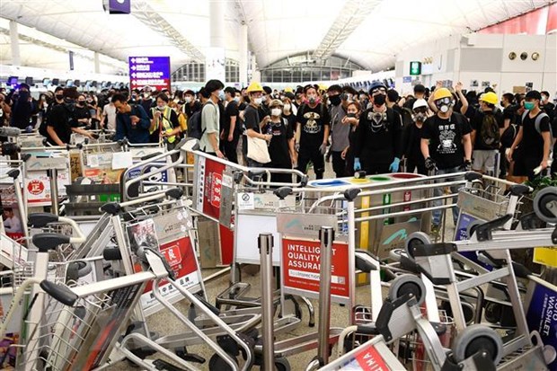 Thế giới ngày qua: Thủ lĩnh biểu tình ở Hong Kong Joshua Wong bị bắt giữ