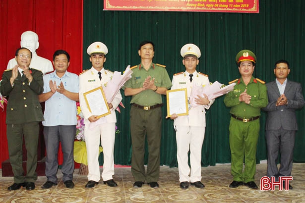 Huyện miền núi Hương Khê điều động 4 công an chính quy đảm nhiệm chức danh công an xã