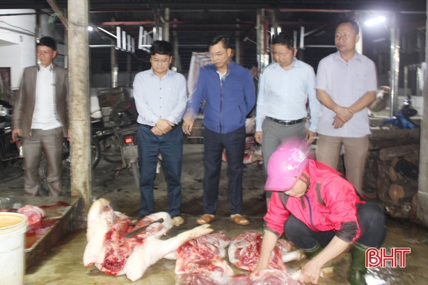 Các cơ sở giết mổ gia súc ở Thạch Hà chấp hành nghiêm các quy định