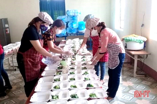 Chị em phụ nữ: Đầu mối lương thực, thực phẩm hỗ trợ công dân cách ly 