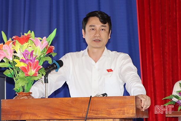 Cử tri huyện Cẩm Xuyên kiến nghị các chính sách chống biến đổi khí hậu