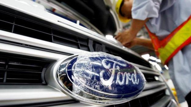 Ôtô bán ế, Ford cắt giảm 12.000 nhân công