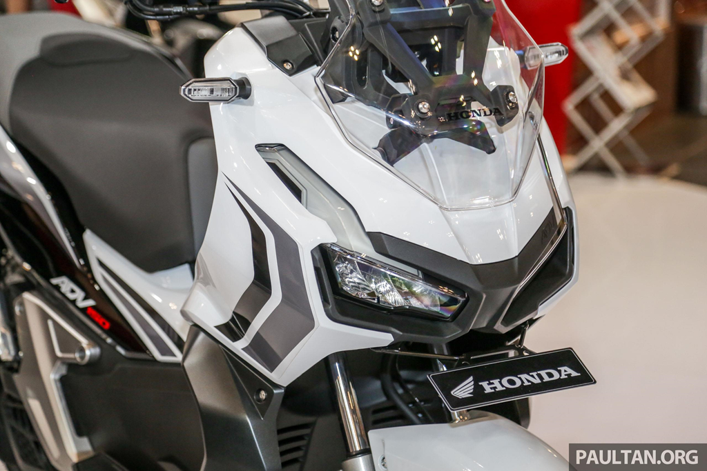 Xe ga địa hình Honda ADV 150 ra mắt, giá hơn 2.400 USD