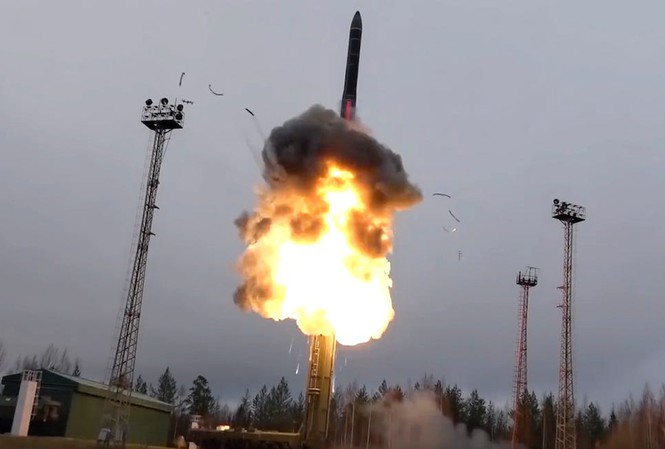 Quân đội Nga đưa vào trực chiến tên lửa siêu thanh nhanh gấp 27 lần âm thanh
