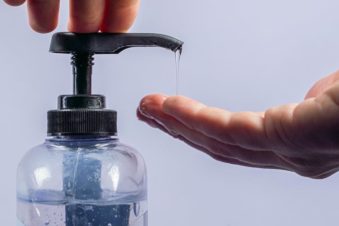 Những sai lầm thường gặp phải khi sử dụng nước rửa tay khô