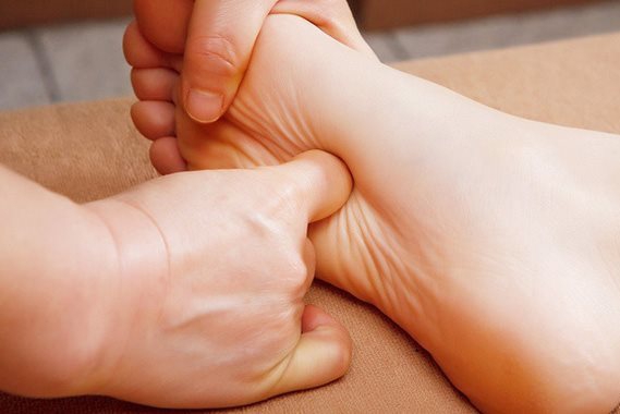 Dạy nghề massage chân cho người khiếm thị Hà Tĩnh