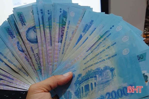 Cận tết, cảnh báo dịch vụ đổi tiền lẻ ở Hà Tĩnh để hưởng chênh lệch