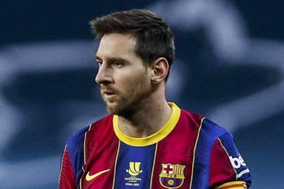 Đội hình miễn phí Hè 2021: Messi, Aguero, Ramos “đắt khách”