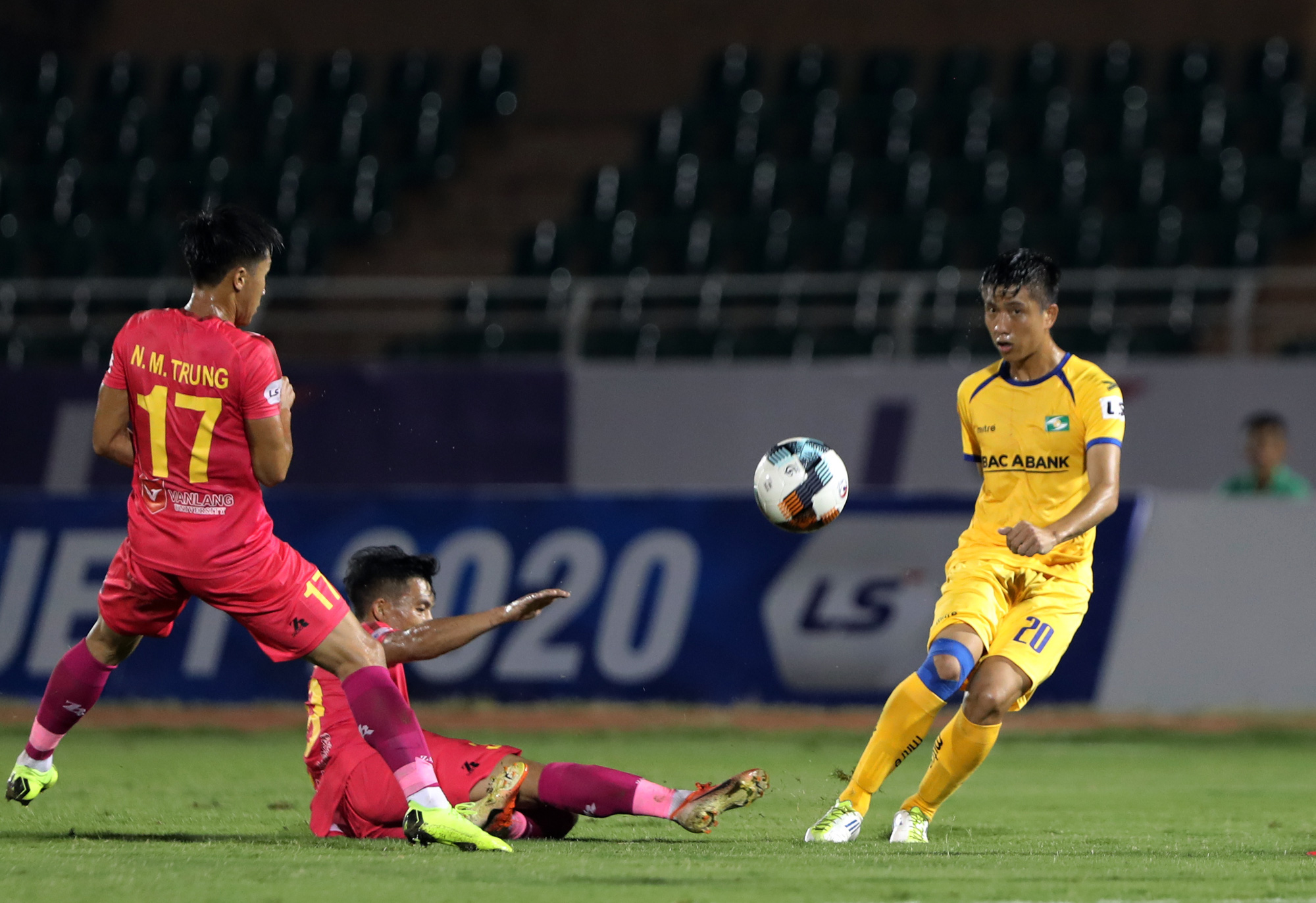 V.League 4 vòng đấu tới: Hồng Lĩnh Hà Tĩnh “dễ thở”