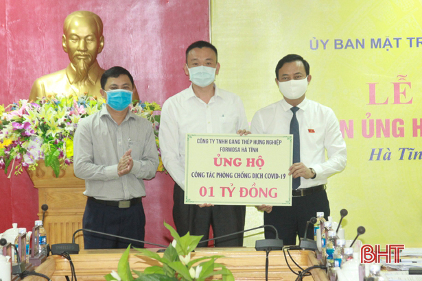 Formosa Hà Tĩnh ủng hộ 6 tỷ đồng mua vắc-xin phòng dịch Covid-19